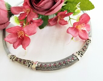 Garnet necklace with byzantine theme in sterling silver 925
