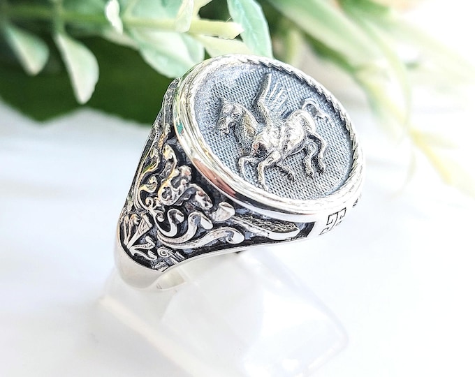 Pegasus Ring in sterling silver 925, Mythical Signet Ring