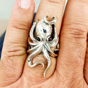 Chic octopus ring in sterling silver 925, ocean inspired ring, nautical jewelry