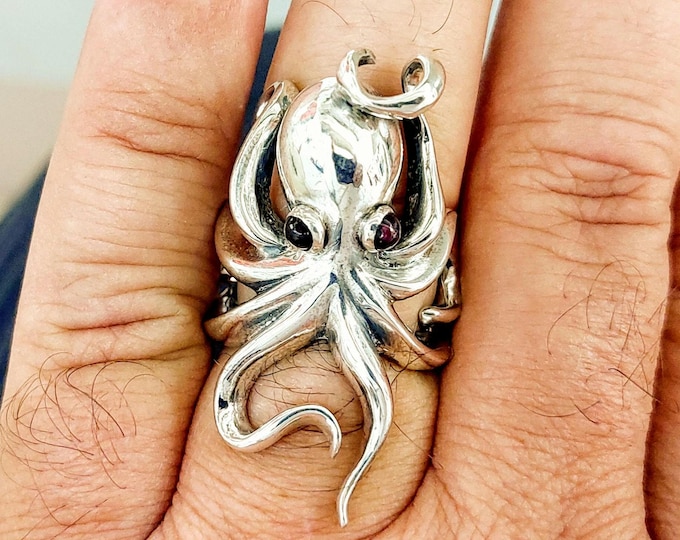 Chic octopus ring in sterling silver 925, ocean inspired ring, nautical jewelry