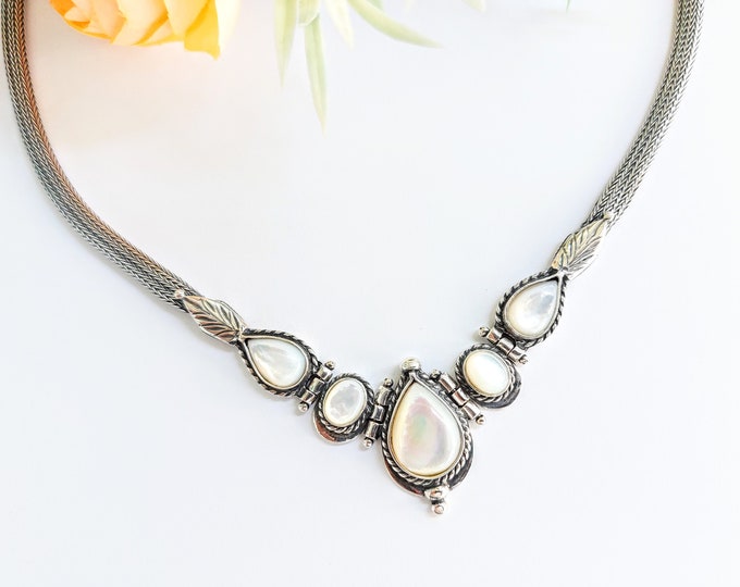 Mother of Pearl Necklace in sterling silver 925 with boho style bezels