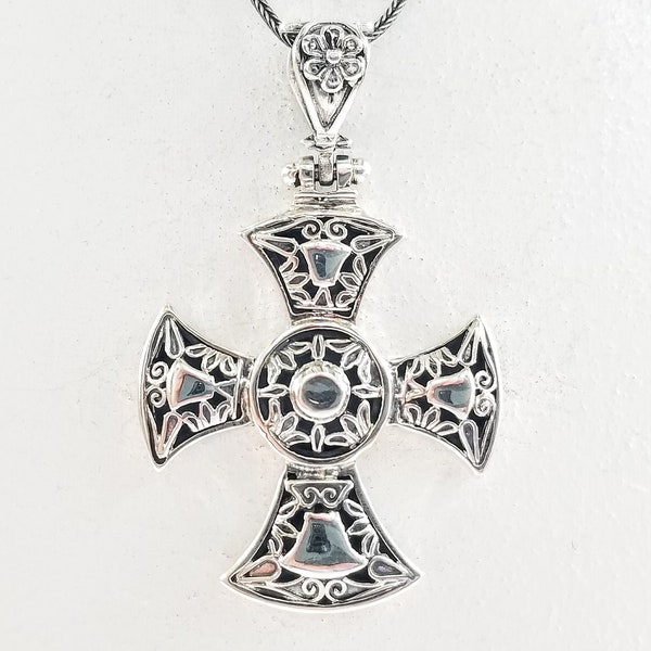 Collier croix byzantine perforé en argent sterling 925.