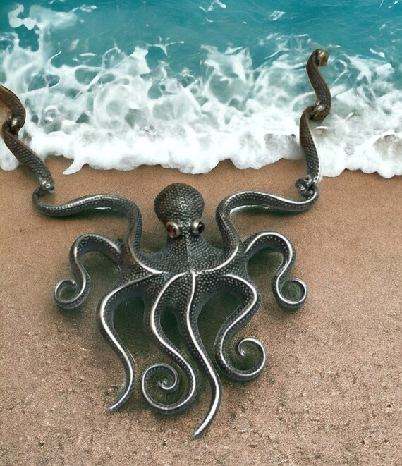 Etsy online octopus necklace