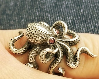 Adorable Sterling Silver Octopus Ring, marine-life jewelry, adjustable sea-creature ring