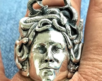 Medusa Ring in sterling silver 925, Greek Mythological Creature Jewelry