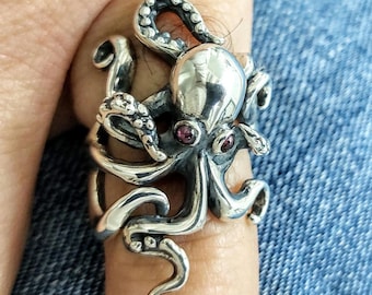 Octopus ring in sterling silver 925, marine life jewelry, sea-creature ring