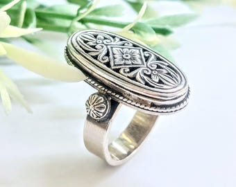 Silver ring with byzantine engravings and perforations, byzantine jewelry