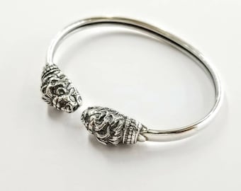 Sterling Silver Lion Head Bracelet, Handmade Zodiac Jewelry