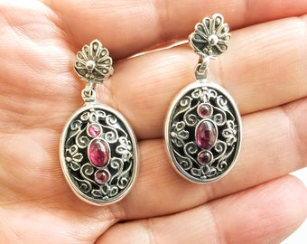 Garnet earrings in sterling silver 925 with byzantine theme