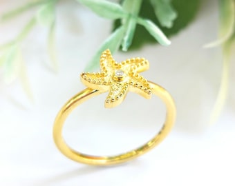 18K Gold Ring, rotating starfish design, diamond byzantine jewelry