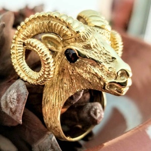 14K Gold Ram Head Ring: Garnet Eyes Animal Jewelry