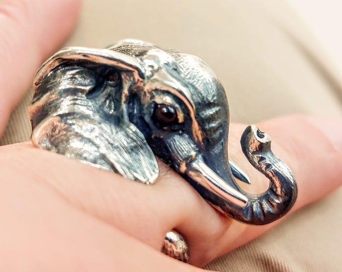 Silver elephant ring