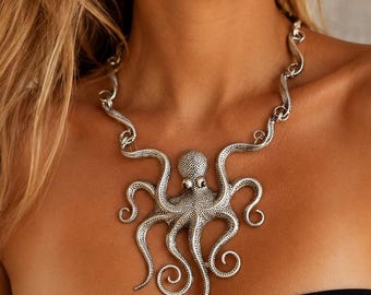 Octopus Necklace Sterling Silver 925, Giant Octopus Pendant, Statement Necklace, Ocean Lover Gift, Nautical Jewelry, Sea Creature Jewelry.
