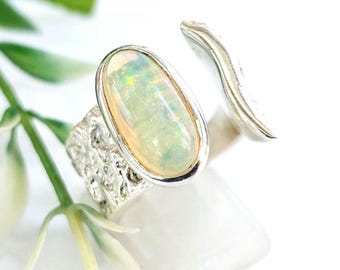 Opal ring in sterling silver 925 with brutalist texture, adjustable band