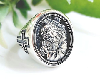 Jesus bearing  Cross ring in sterling silver 925, religious jewelry