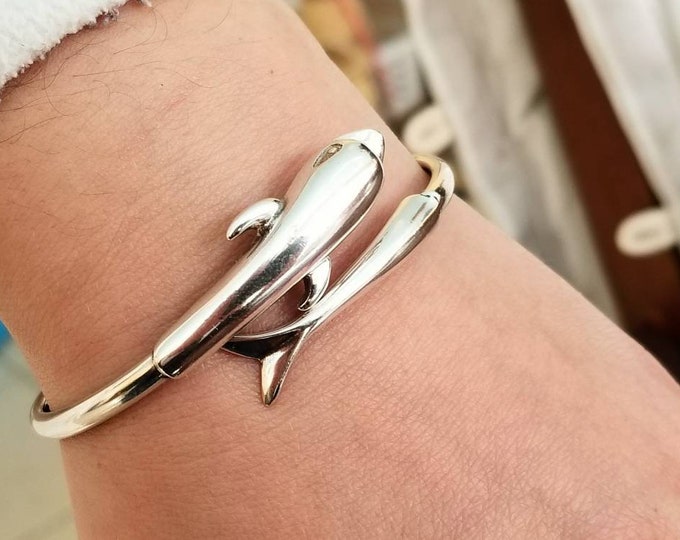 Silver dolphin bracelet