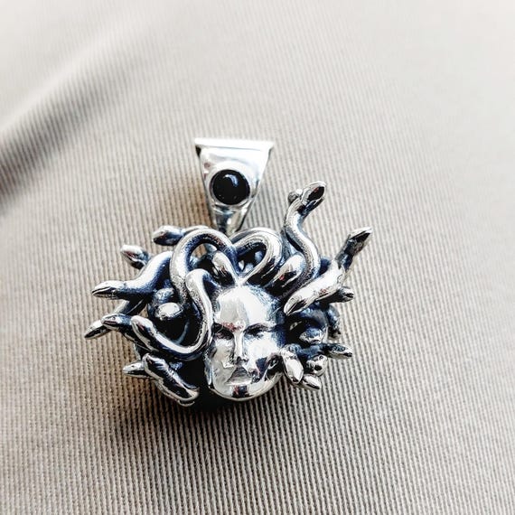 Medusa Pendant in sterling silver 925, Greek Mythical creature