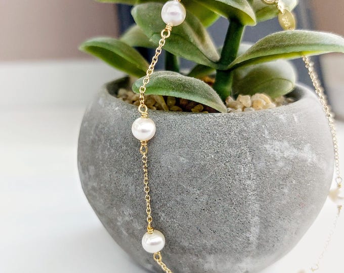 Elegant K14 Gold Pearl Bracelet, 14k Gold Chain Bracelet with Freshwater Pearls.