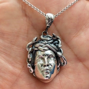 Medusa pendant in sterling silver 925, Greek Mythology creature
