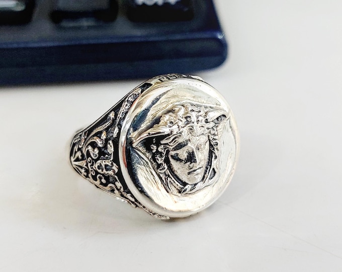 Sterling Silver Medusa Signet Ring, Greek Mythology Jewelry, Ethnic Engraved Men's Ring, 925 Silver Round Mythical Creature Ring
