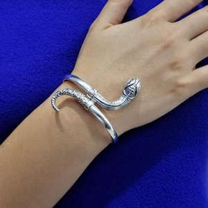 Snake bracelet in sterling silver 925, serpent jewellery, reptile bangle accessory gift for her