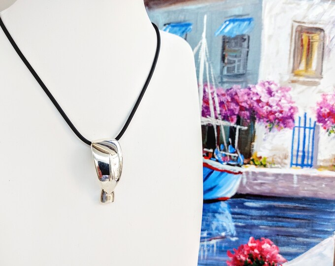 Cycladic figurine pendant in sterling silver 925, cycladic statue necklace
