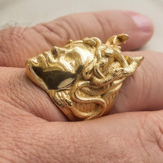 Gold plated Medusa ring in sterling silver 925