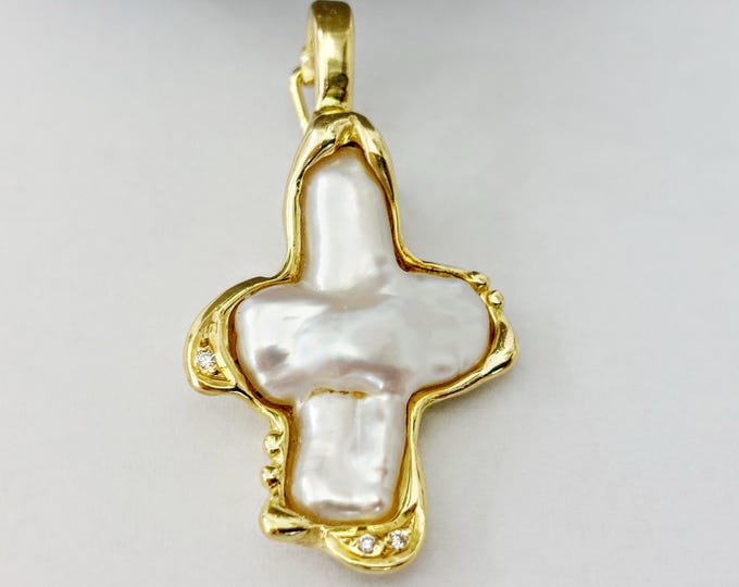 K18 gold cross with natural pearl and diamonds, handmade religious jewelry, pearl jewelry