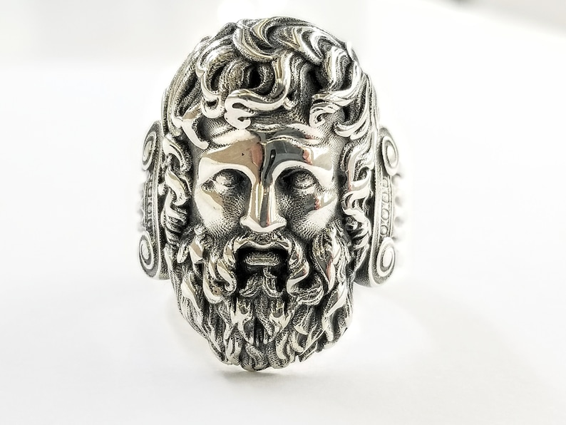 Large silver ring of Mythical God Zeus with Ionic columns decorating the shank