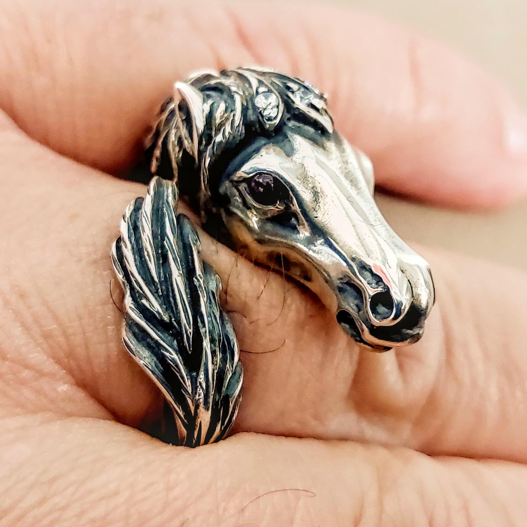Adjustable Sterling Silver Horse Head Ring With Garnet Eyes Adjustable Sterling Silver Horse Head Ring With Garnet Eyes