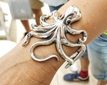 IAM by Ileana Makri Octupus Cuff Brace Octopus Cuff Bracelet