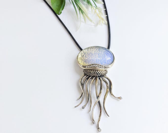 Jellyfish necklace in sterling silver 925, large moonstone jewellery.