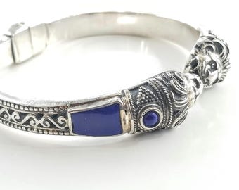 Lion head bracelet, sterling silver 925,  lapis lazuli inlays, animal cuff, unisex byzantine jewellery.
