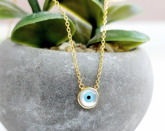 14K gold evil eye necklace, round eye amulet