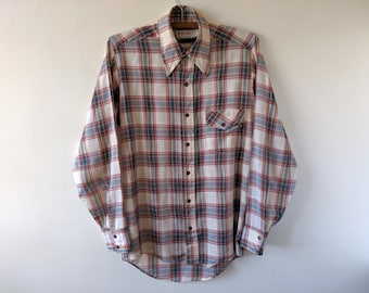 Vintage 70s WRANGLER Plaid Western Camisa Snap Button Manga Larga Collared Rodeo Country Cowboy Hombres Pequeño Medio USA