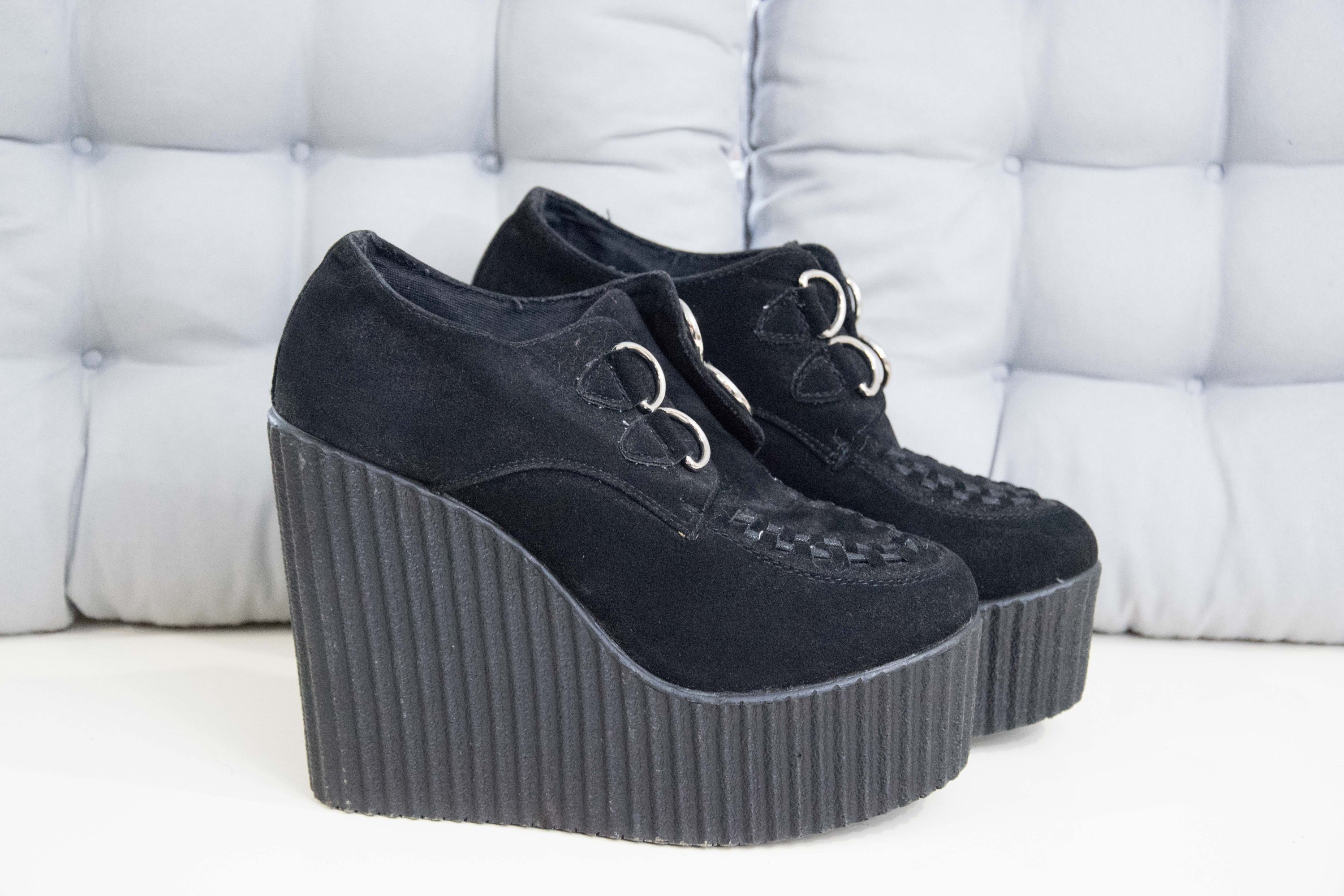 Creeper wedges store