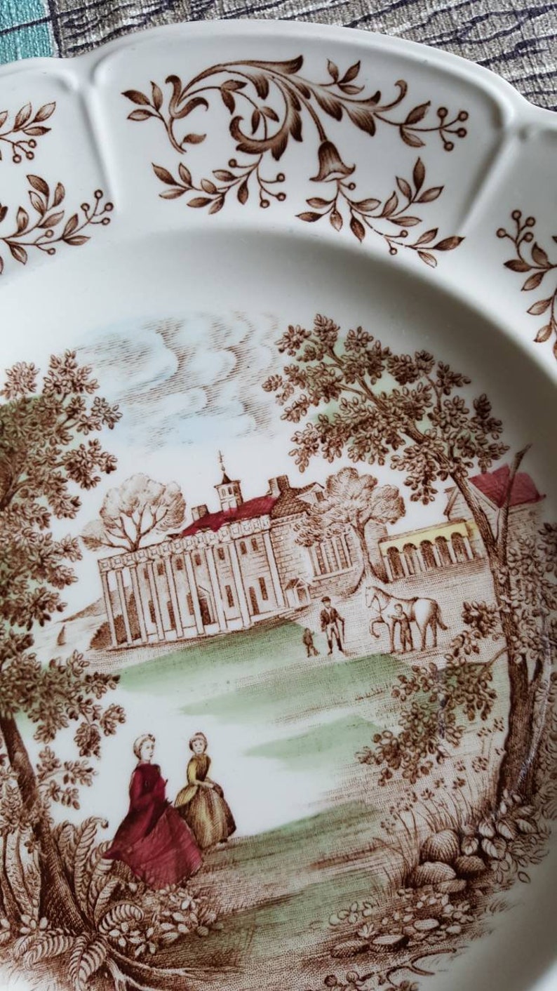 Vintage English Discontinued 1982 Johnson Brothers Sheraton 8 Oval Serving Bowl : Floral Vegetable Bowl U K Production Superb