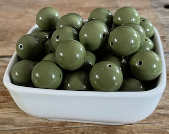 5 Glasperlen fl.Olive granatrot 30x11mm Perlen Beads 11210 5 Glasperlen fl.Olive granatrot 30x11mm Perlen Beads 11210