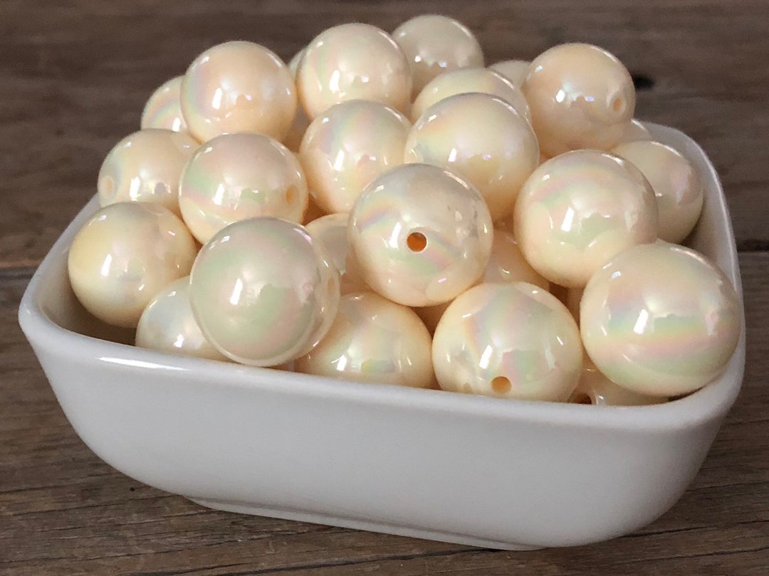 20mm Ivory Shiny AB Bubblegum Chunky Bead, Cream Acrylic Bead, 10 Count