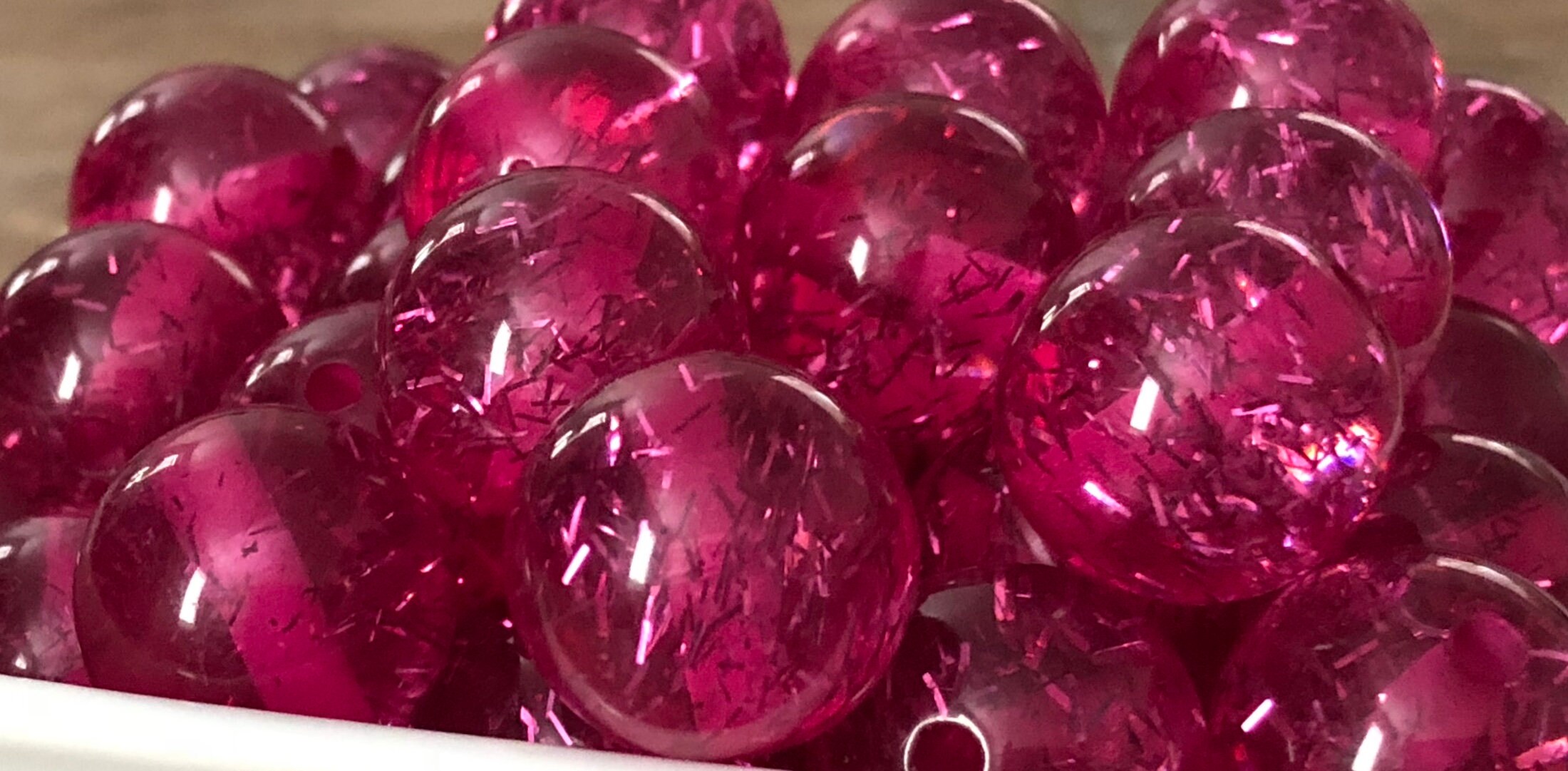 20mm Pink Glitter Tinsel Bubblegum Beads