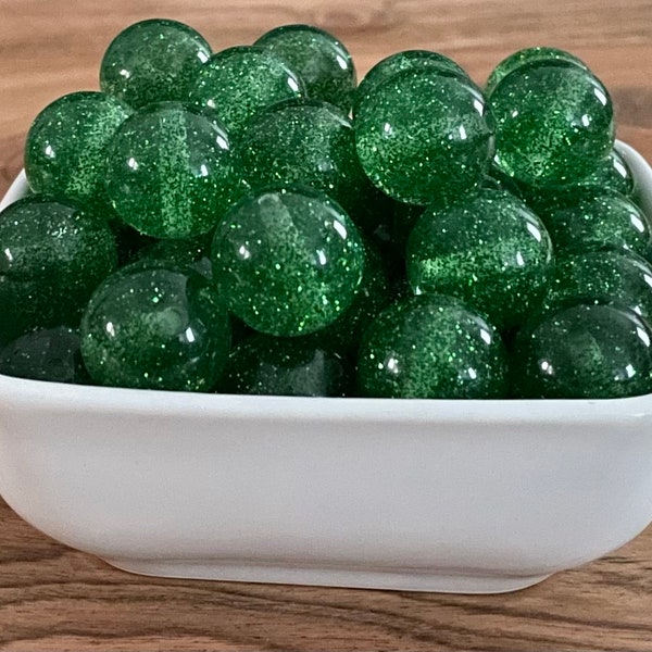 20mm Green Glitter Bubblegum Chunky Bead, 10 Count