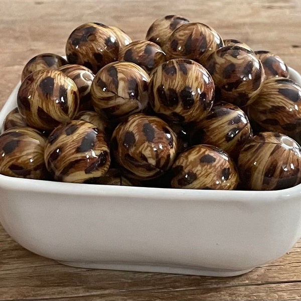 20mm Light Brown with Brown Leopard Print Water Printing Bubblegum Chunky Bead, 10 Count