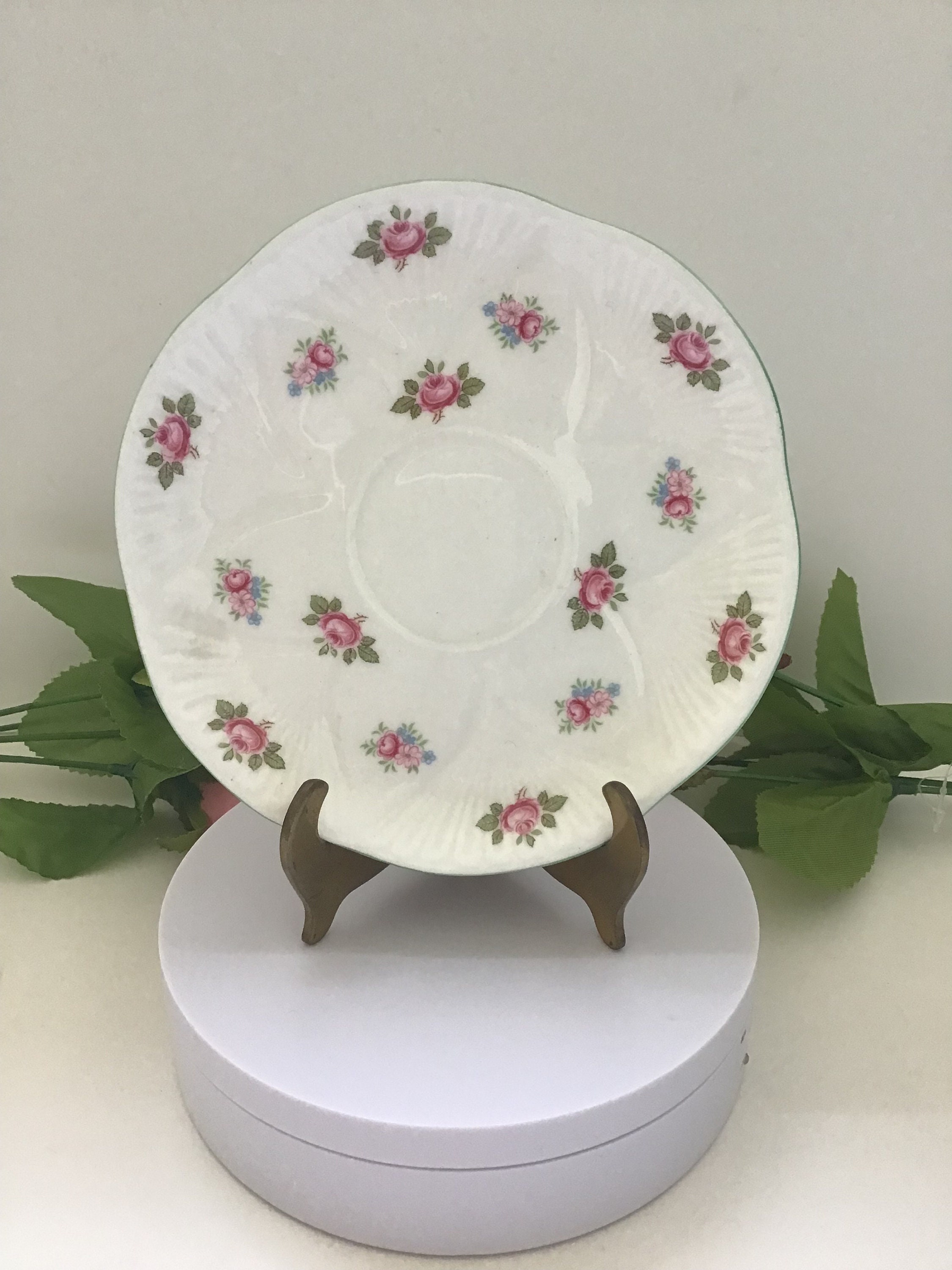 SHELLEY rosebud Design Teacup and Saucer /vintage/bridal Shower/spring Tea Party/gift