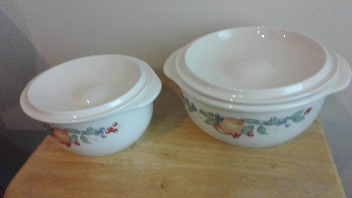 Corelle coordinates stoneware casserole dishes with lids. Etsy
