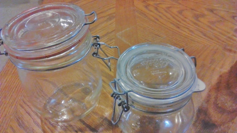 Vintage Square And Round Glass Kitchen Storage Jars With Wire Closure