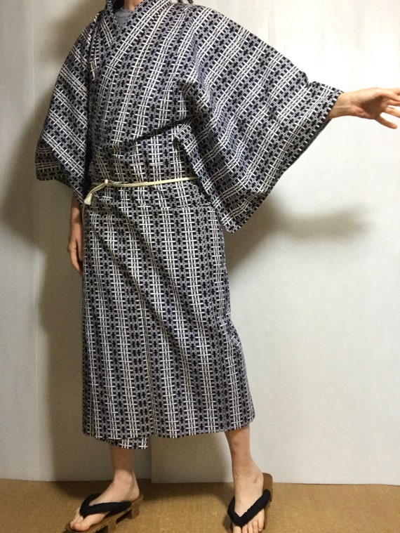 Hajotrawa Mens Relaxed Fit Kimono Long Sleeve Loungewear Velour Bathrobe Robe Hajotrawa Mens Relaxed Fit Kimono Long Sleeve Loungewear Velour Bathrobe Robe