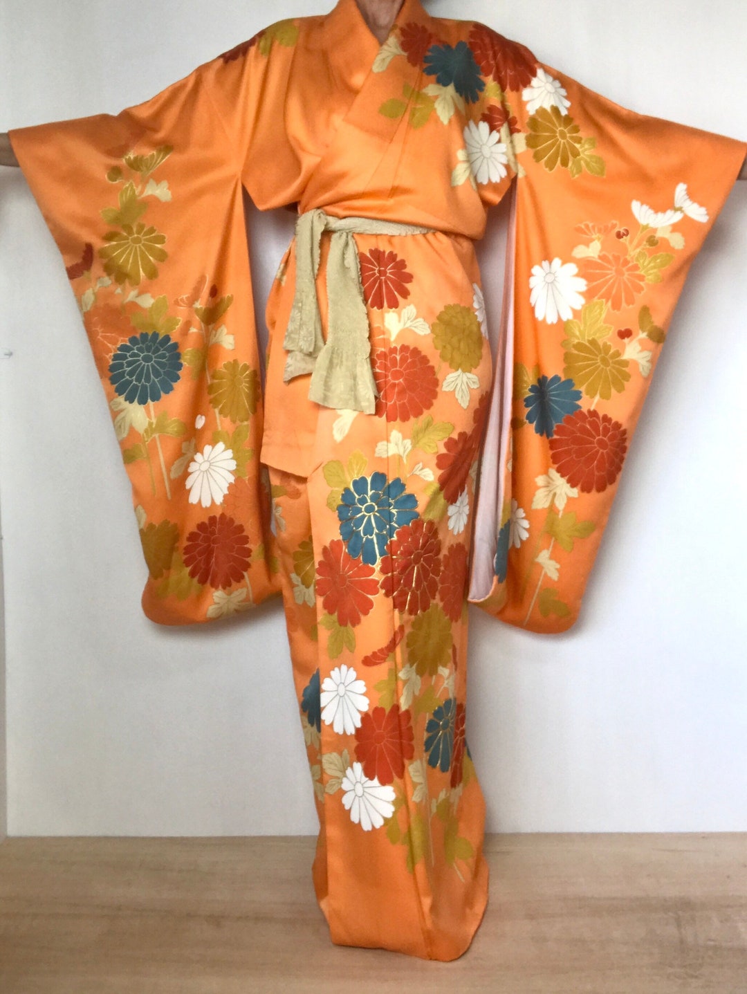 Silk Furisode Kimono Japanese Robe Embroidered Peach Etsy