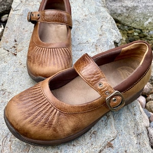 Brown Leather ‘Dansko’ Mary Jane Shoes EU Size 40 / US Size 9.5