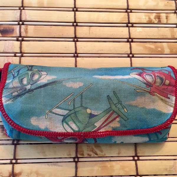 1970's Eyeglass Case / Helicopters /Clouds Pattern / Fabric / Eyeglass Case / Eye glass holder