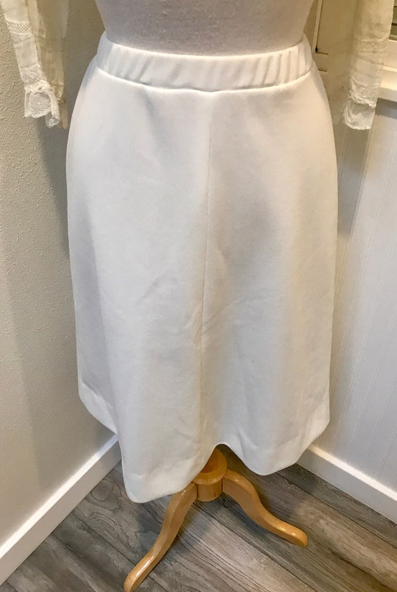 1960's White 'A-Line'  Skirt / Elastic Waist Skir… - image 1